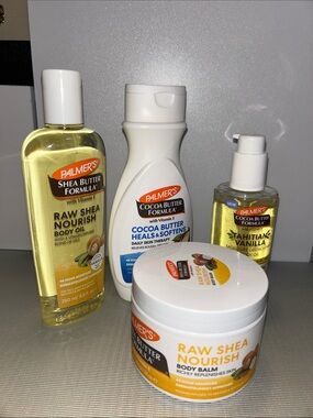 ✨BUNDLE✨Palmers Cocoa Butter skin care set